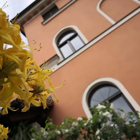 게스트하우스 Ayky 야블로네츠나트니소우